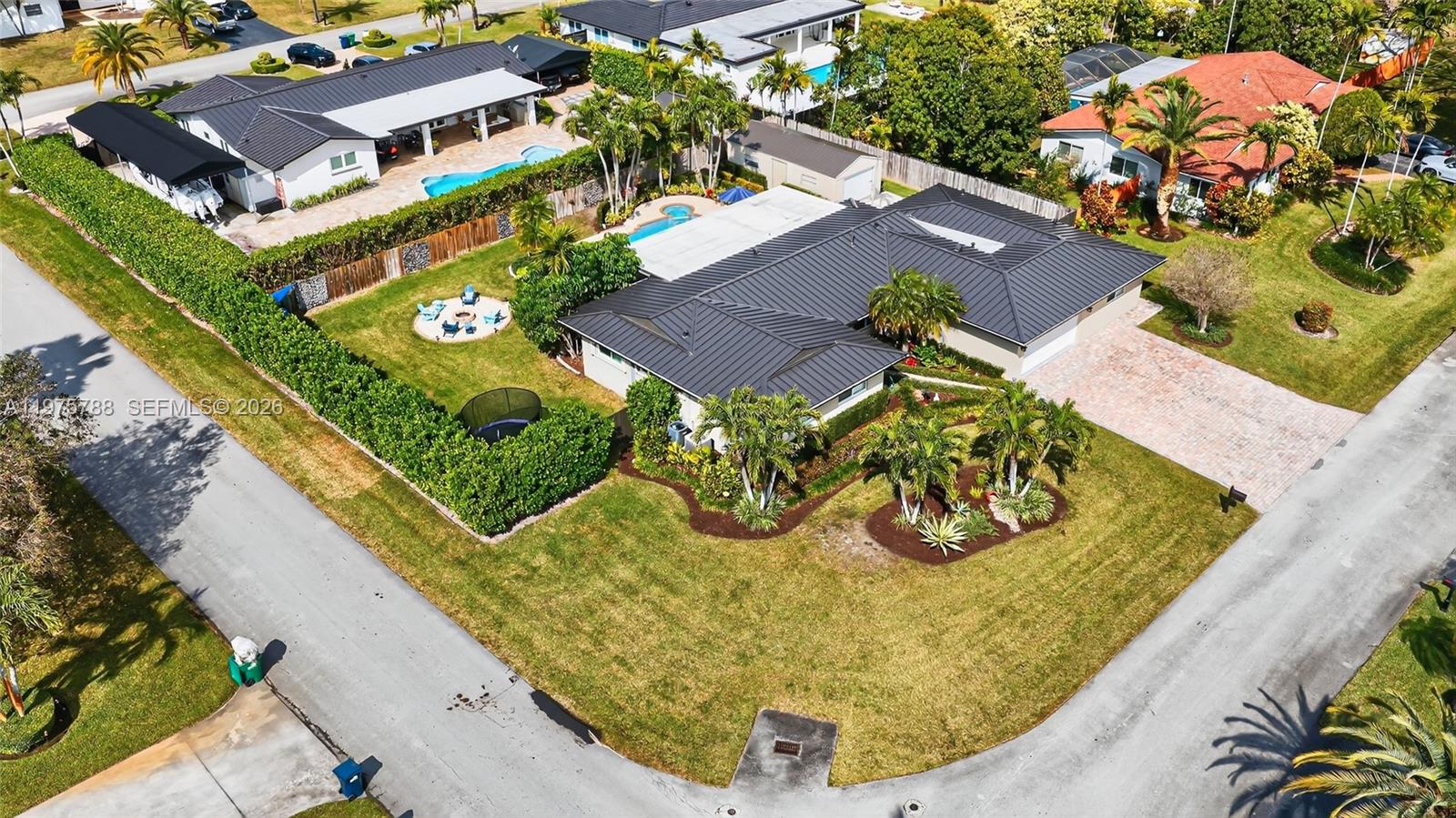 PINE SHORE SEC 3 - Residential