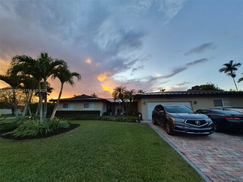 Tiny photo for 13022 SW 113th Pl, Miami, FL 33176 (MLS # A11975788)