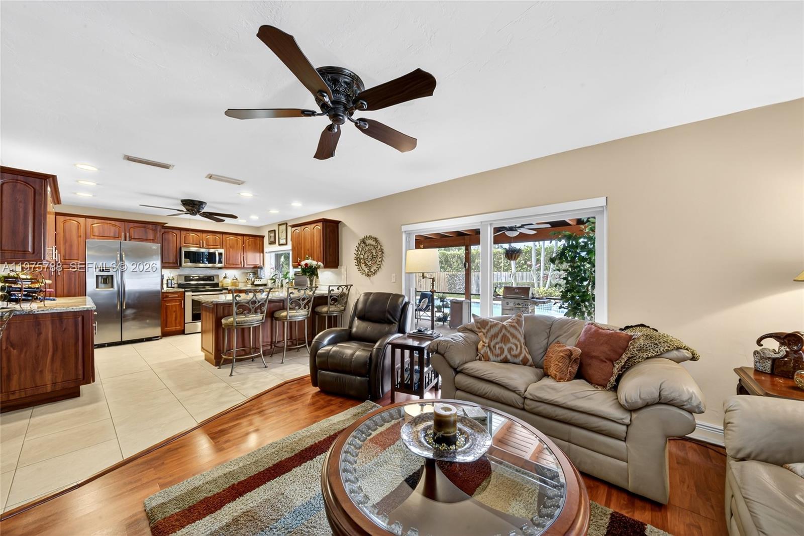 PINE SHORE SEC 3 - Residential