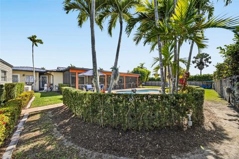 Tiny photo for 13022 SW 113th Pl, Miami, FL 33176 (MLS # A11975788)