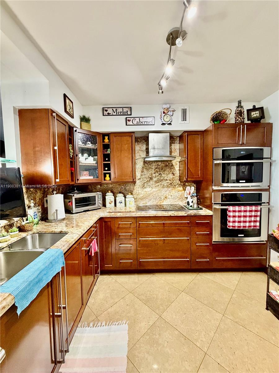 SEACOAST 5700 CONDO - Residential