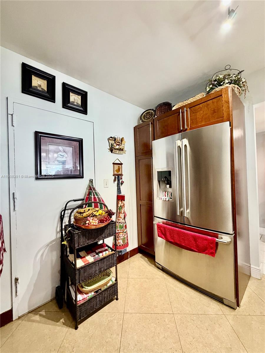 SEACOAST 5700 CONDO - Residential