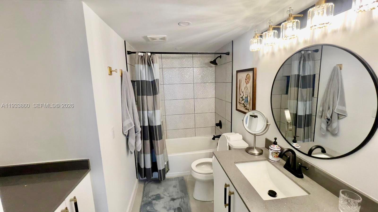 THE YACHT CLUB AT AVENTUR - Residential