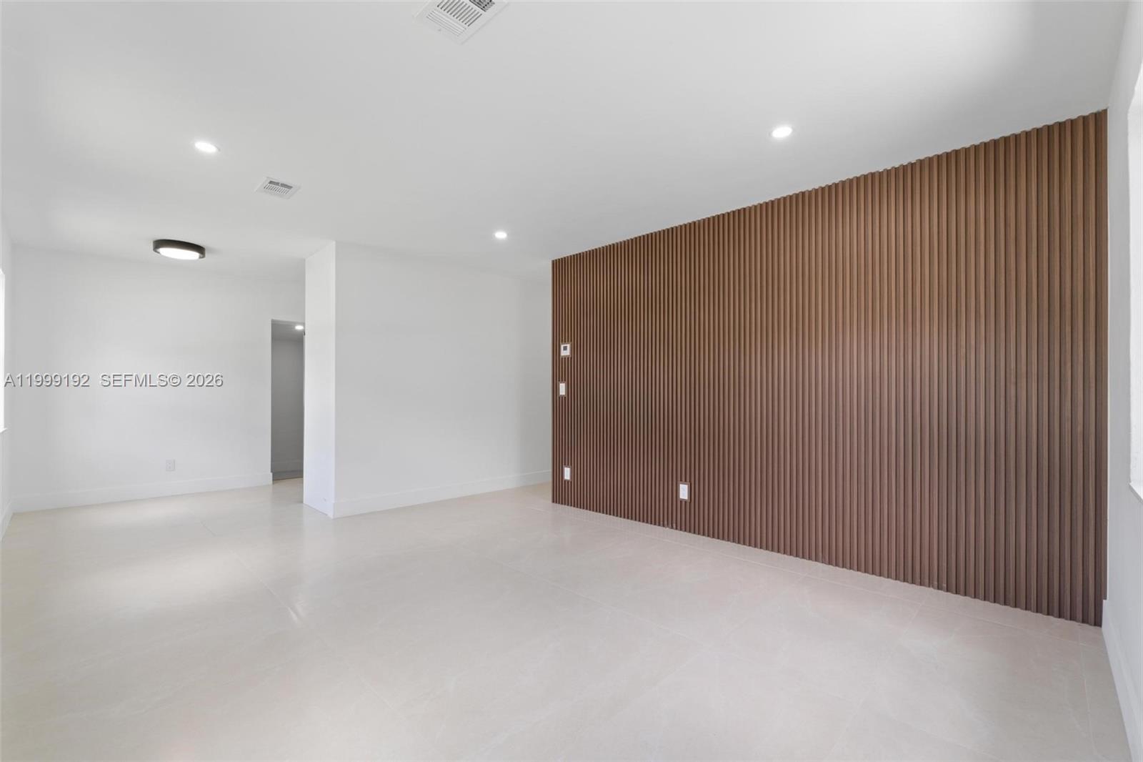 LAKE FOREST SEC 2 - Residential