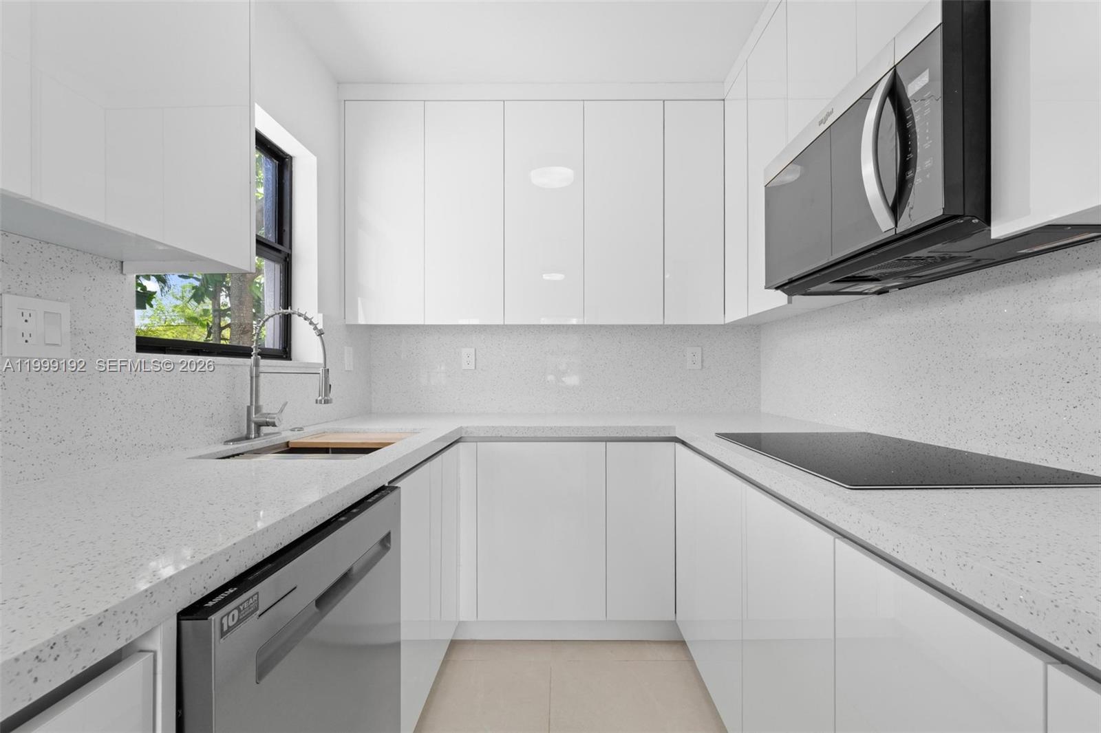 LAKE FOREST SEC 2 - Residential