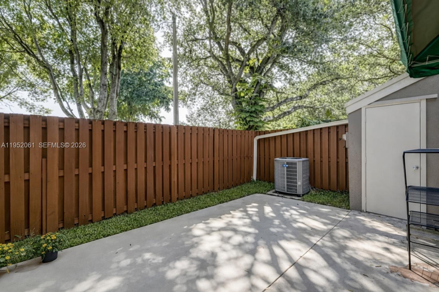 FLAMINGO GARDENS PHASE FO - Residential