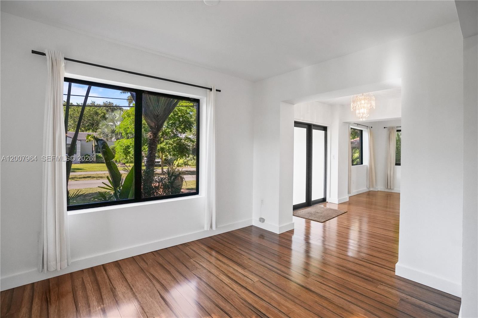 BISCAYNE PARK ESTATES - Residential