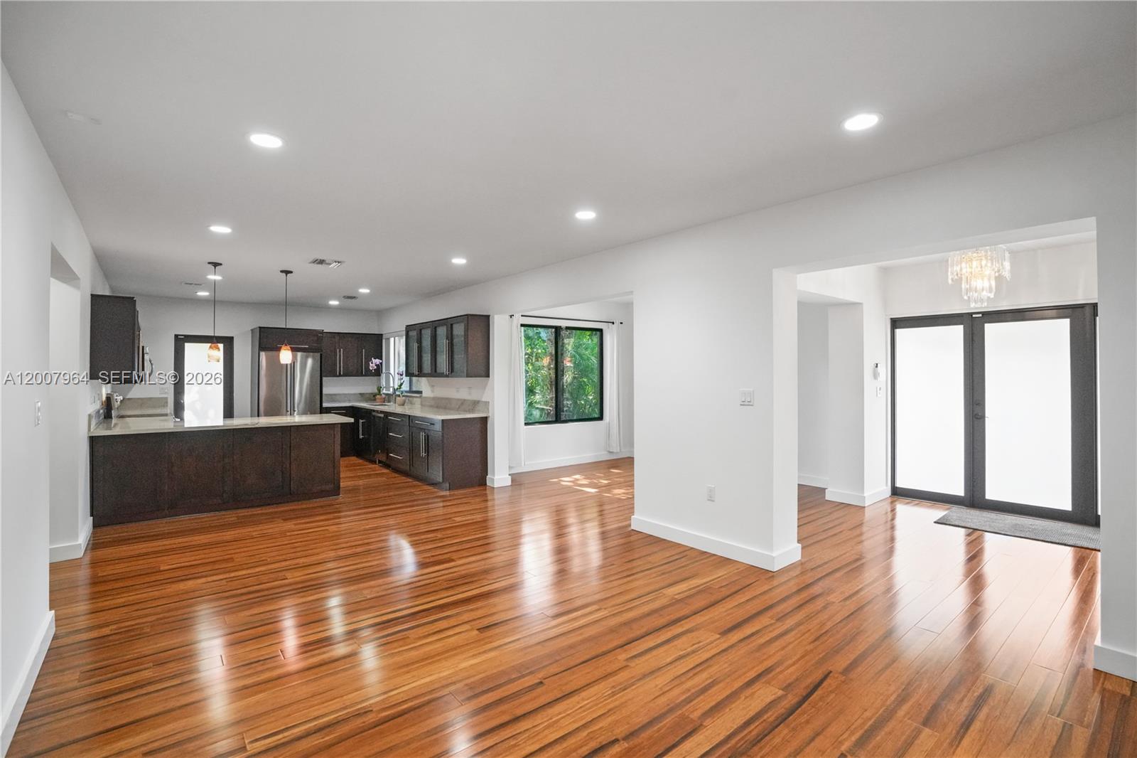 BISCAYNE PARK ESTATES - Residential