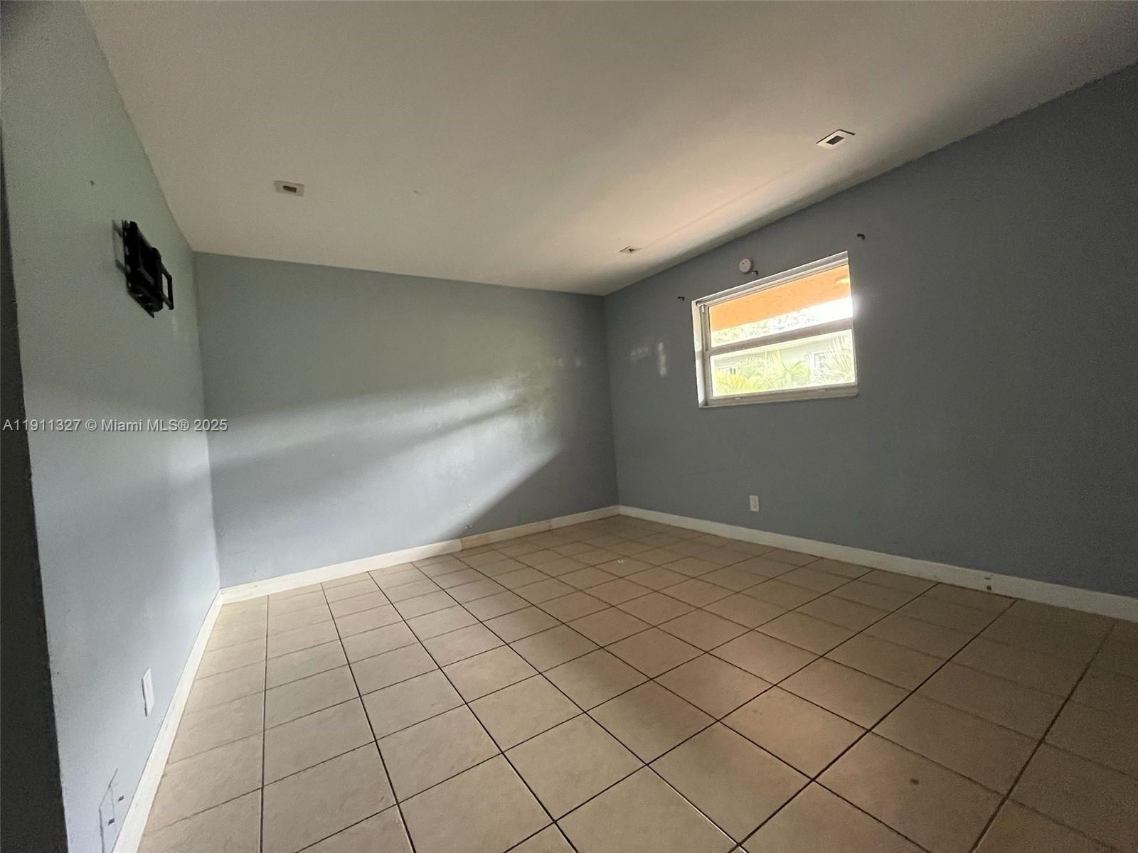 RIVERSIDE NO 2 - Residential Income