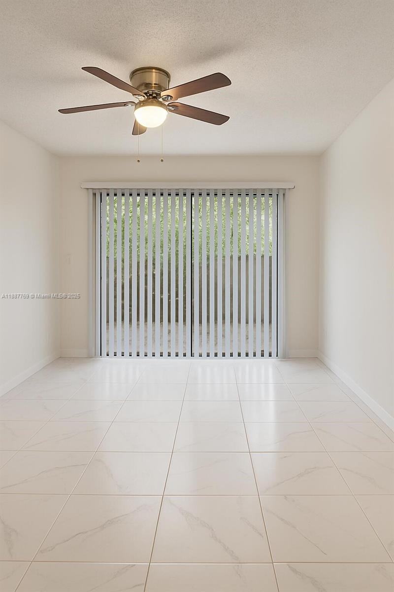 WOODSCAPE TOWNHOMES - Residential Lease