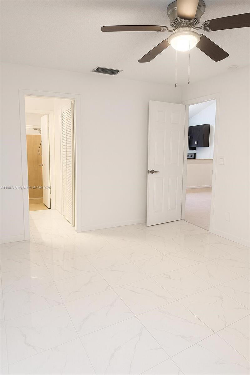 WOODSCAPE TOWNHOMES - Residential Lease