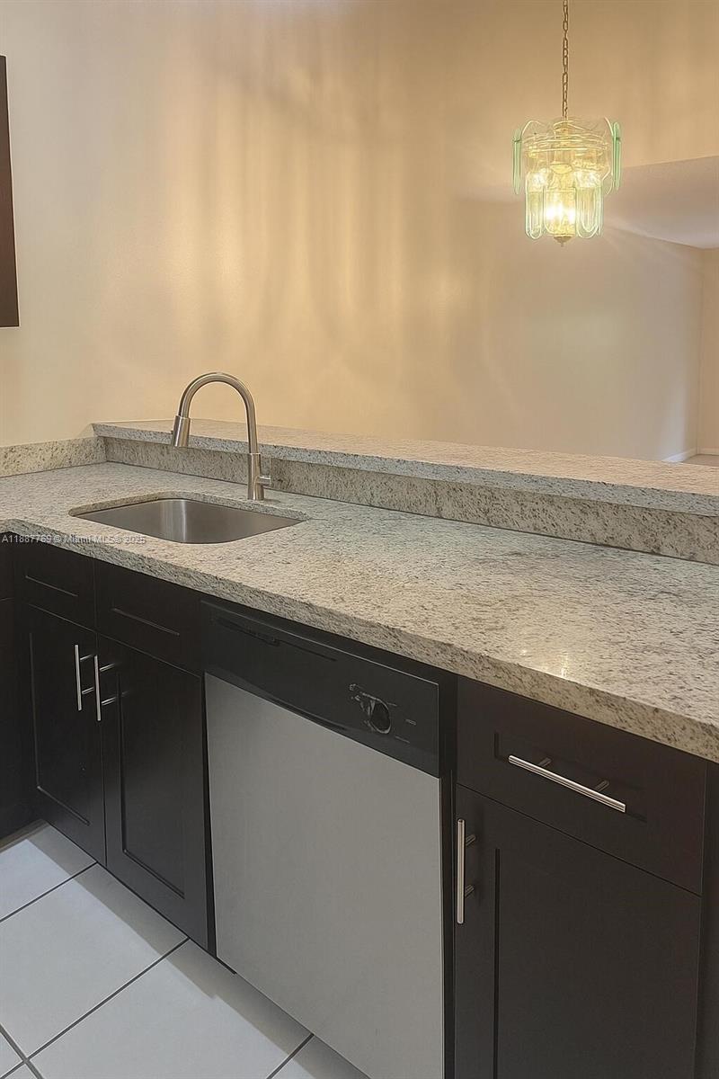 WOODSCAPE TOWNHOMES - Residential Lease