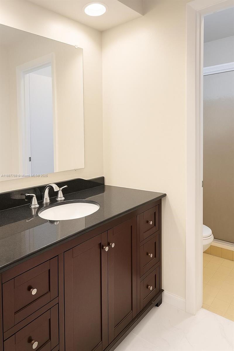 WOODSCAPE TOWNHOMES - Residential Lease