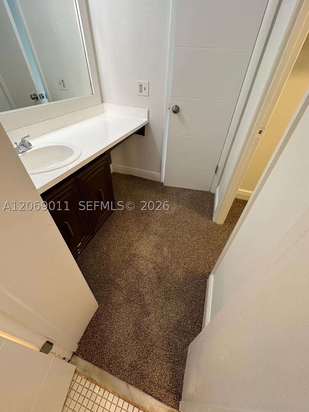 488 NW 165th St Rd B-614