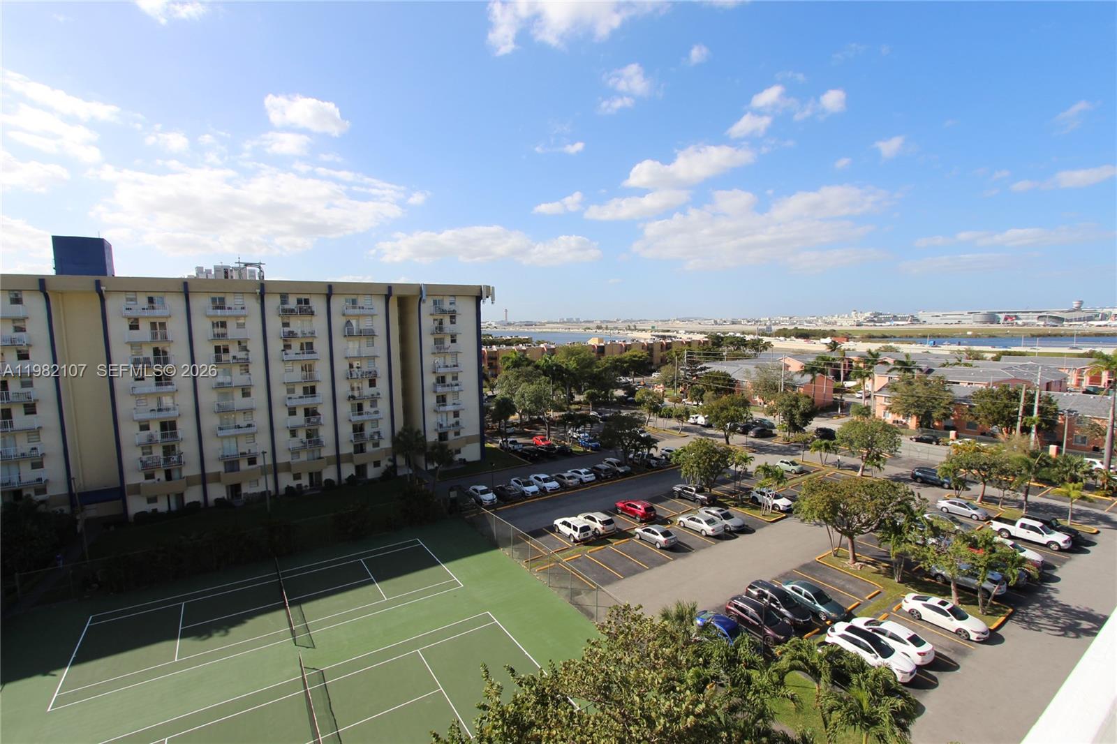 YOLANDA VILLAS CONDO - Residential Lease