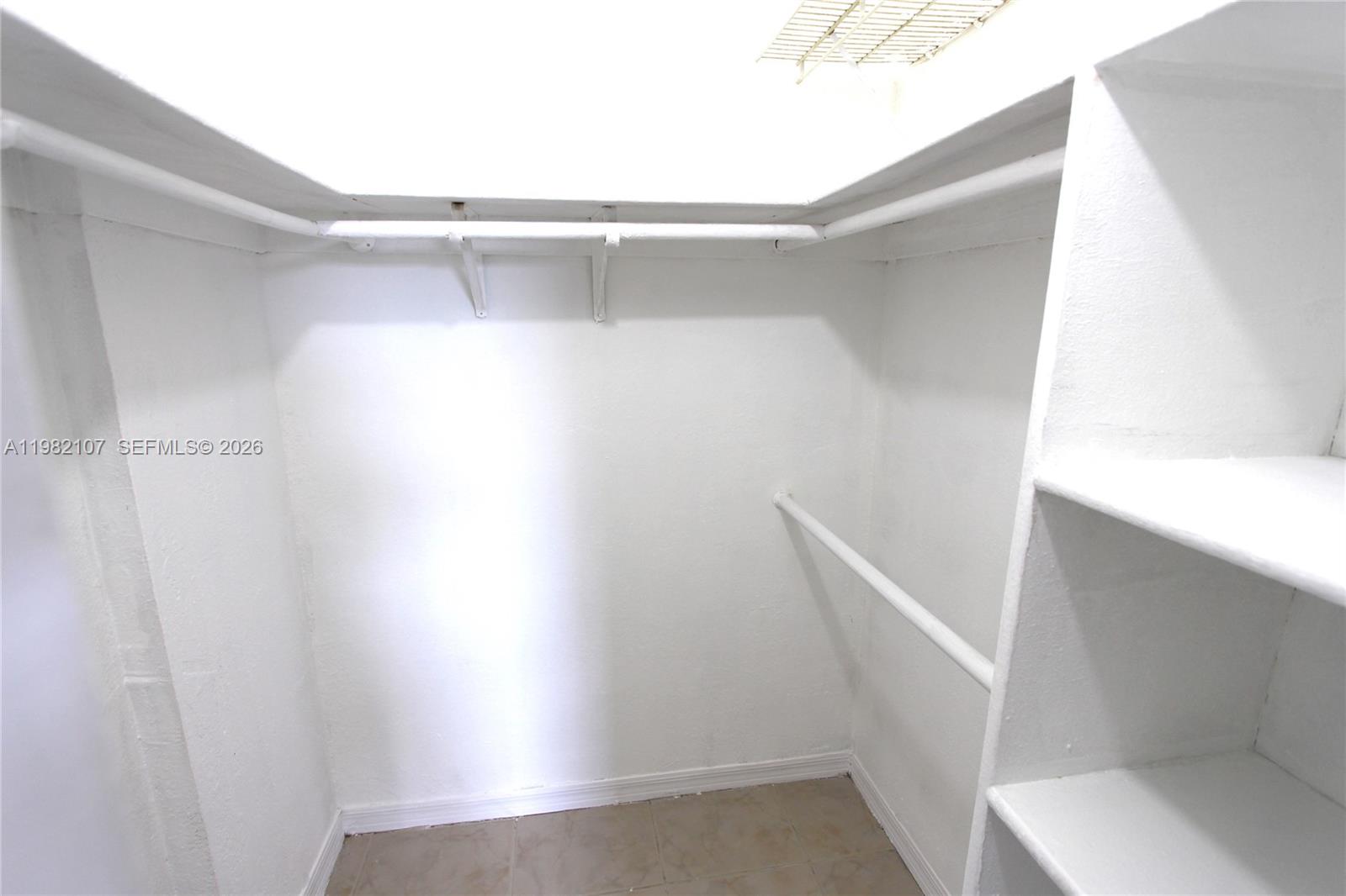 YOLANDA VILLAS CONDO - Residential Lease