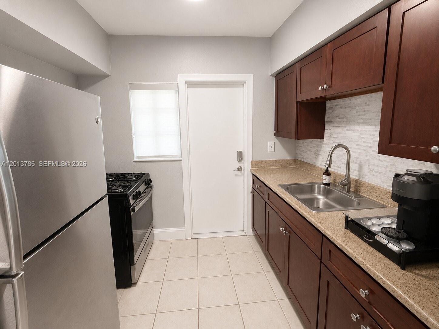 OCEAN BEACH ADDN NO 3 - Residential Lease