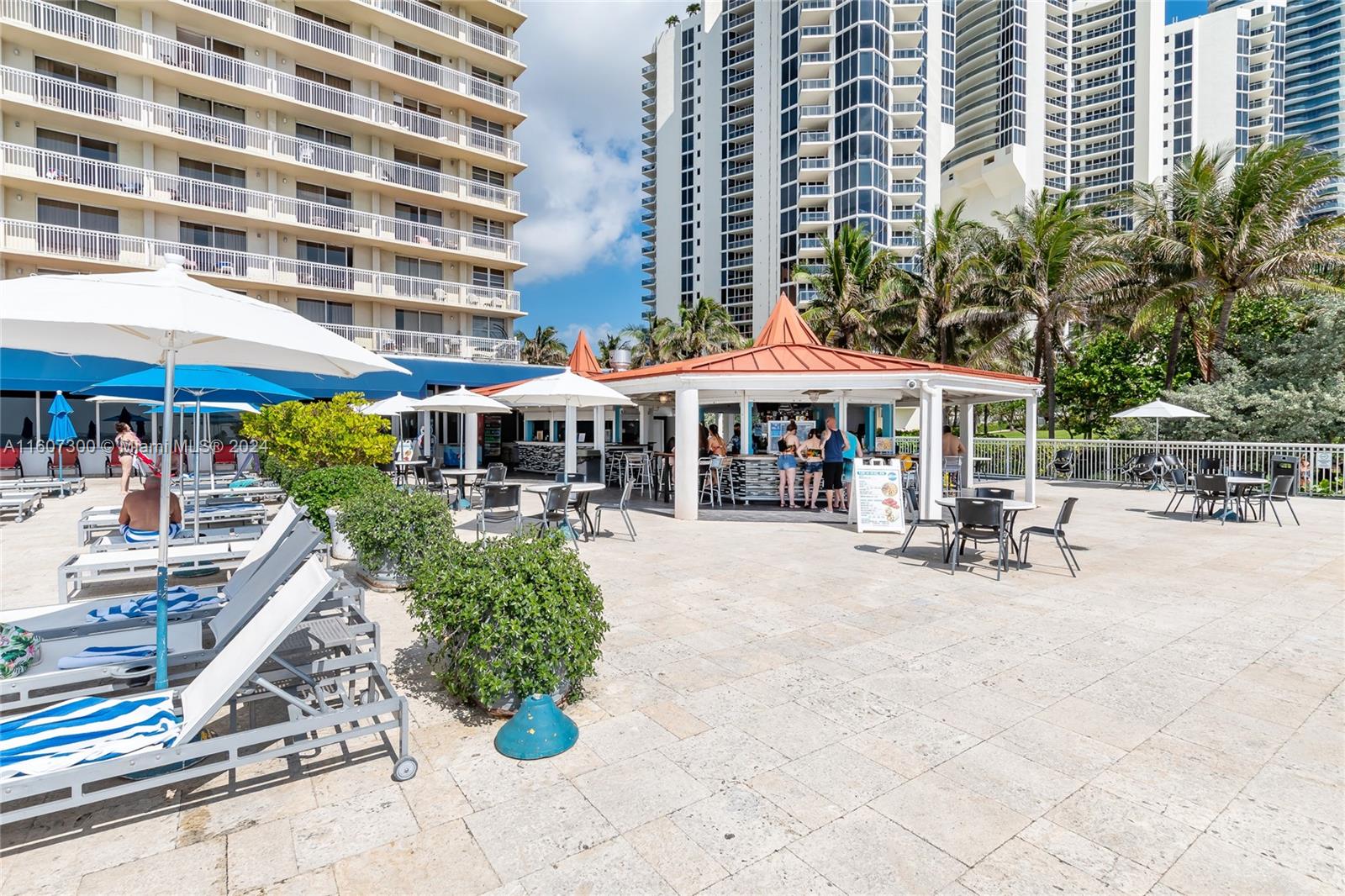 THE AVENTURA BEACH CLUB C - Residential