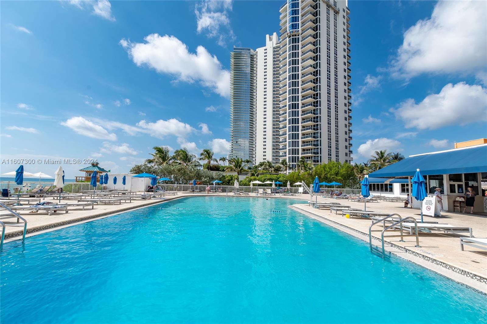 THE AVENTURA BEACH CLUB C - Residential