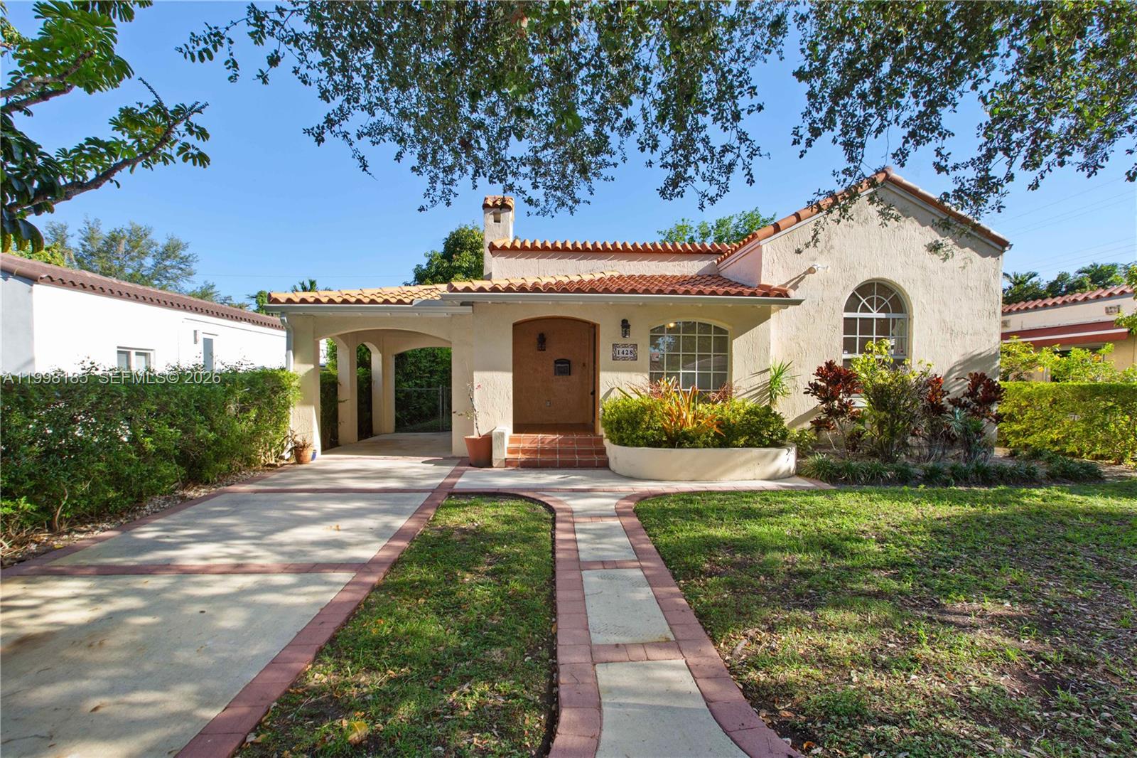 CORAL GABLES GRANADA SEC - Residential Lease