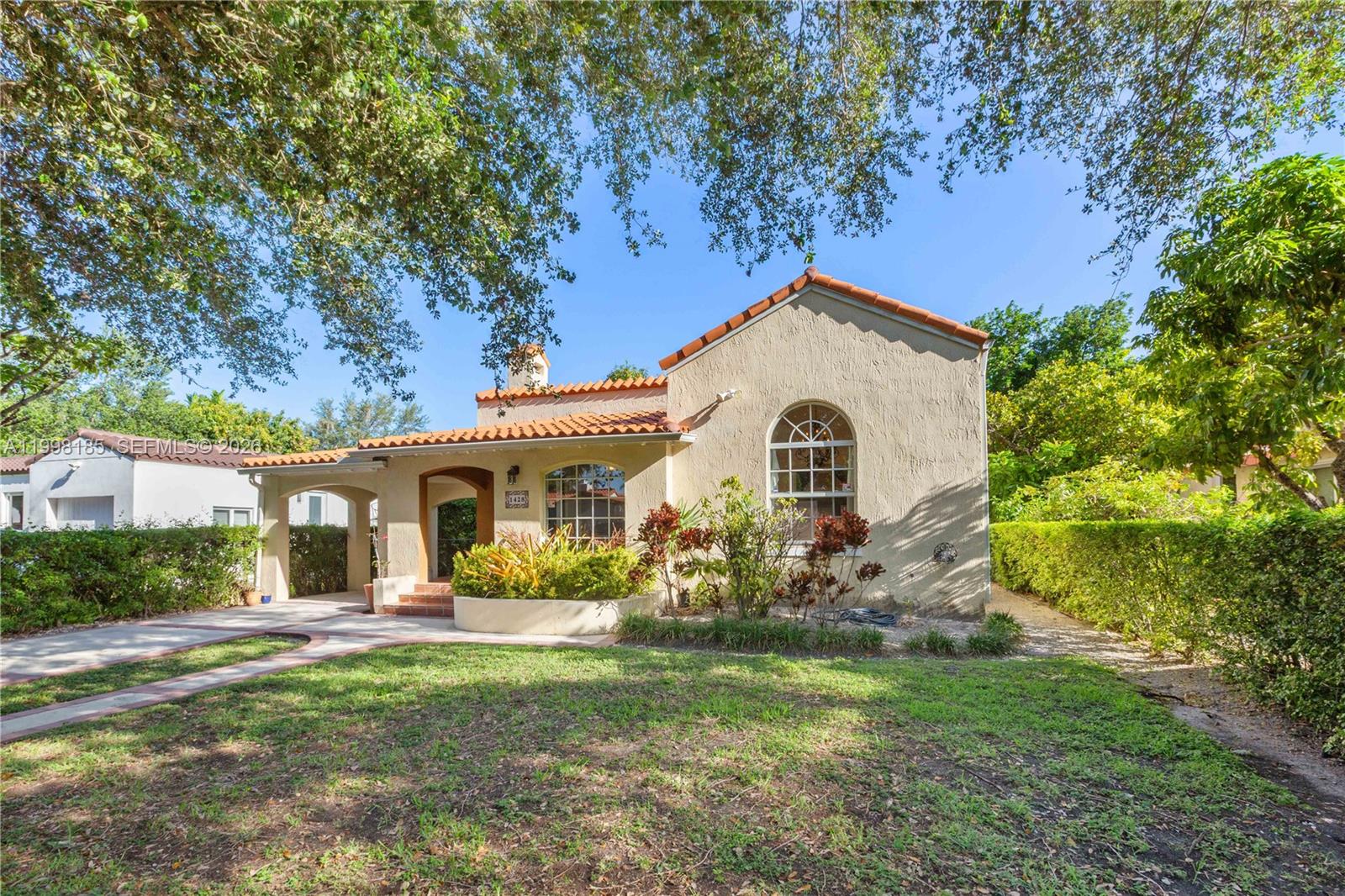 CORAL GABLES GRANADA SEC - Residential Lease