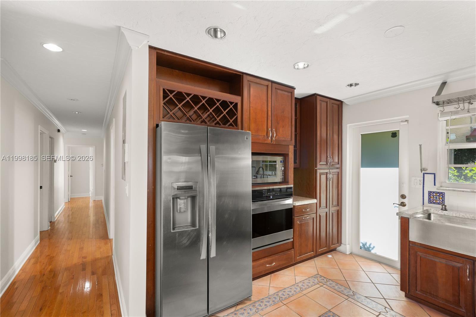 CORAL GABLES GRANADA SEC - Residential Lease