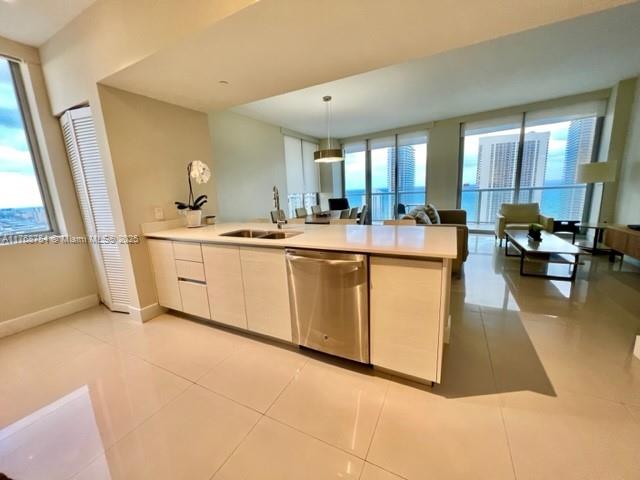 2600 E Hallandale Beach Blvd T3102
