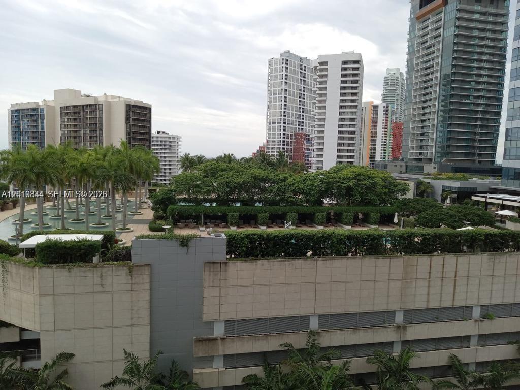 FORTUNE HOUSE CONDO - Residential