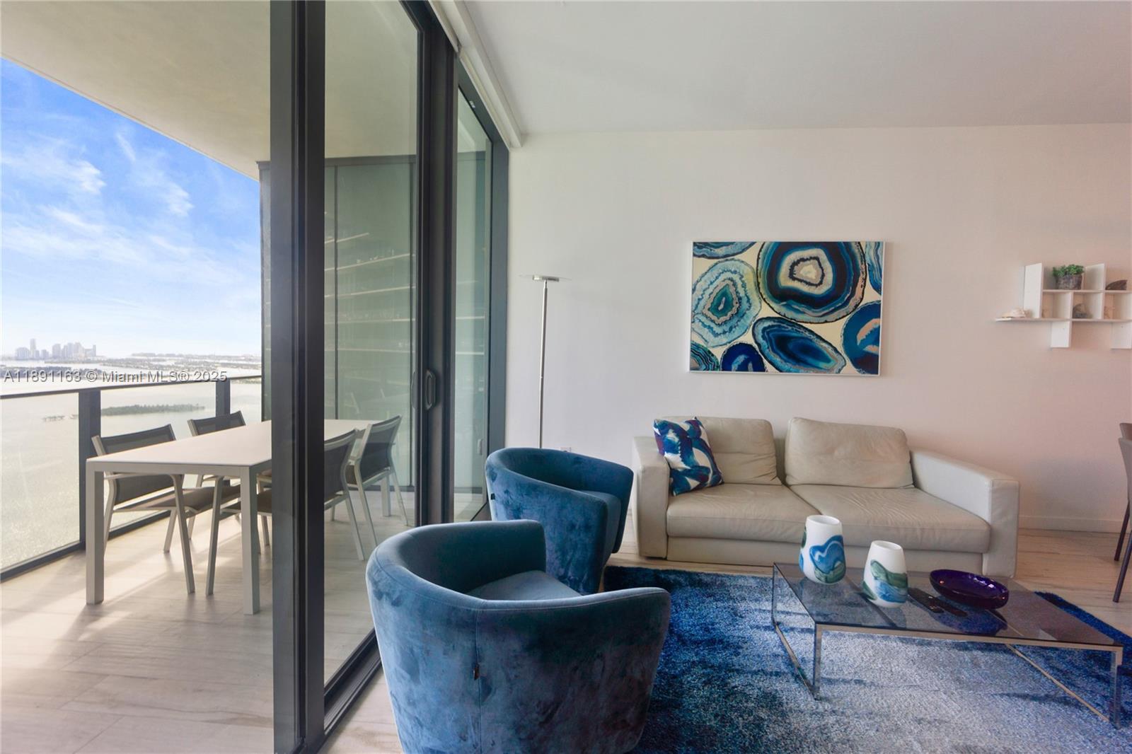 GRAN PARAISO CONDO - Residential