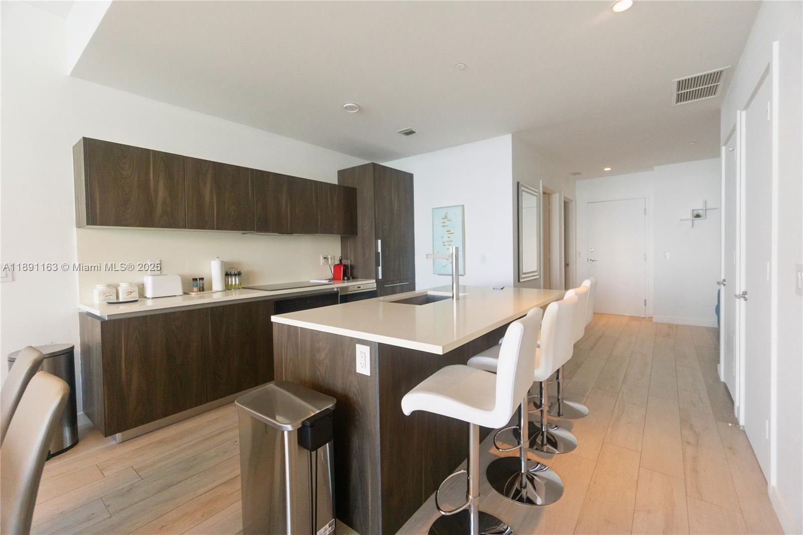 GRAN PARAISO CONDO - Residential