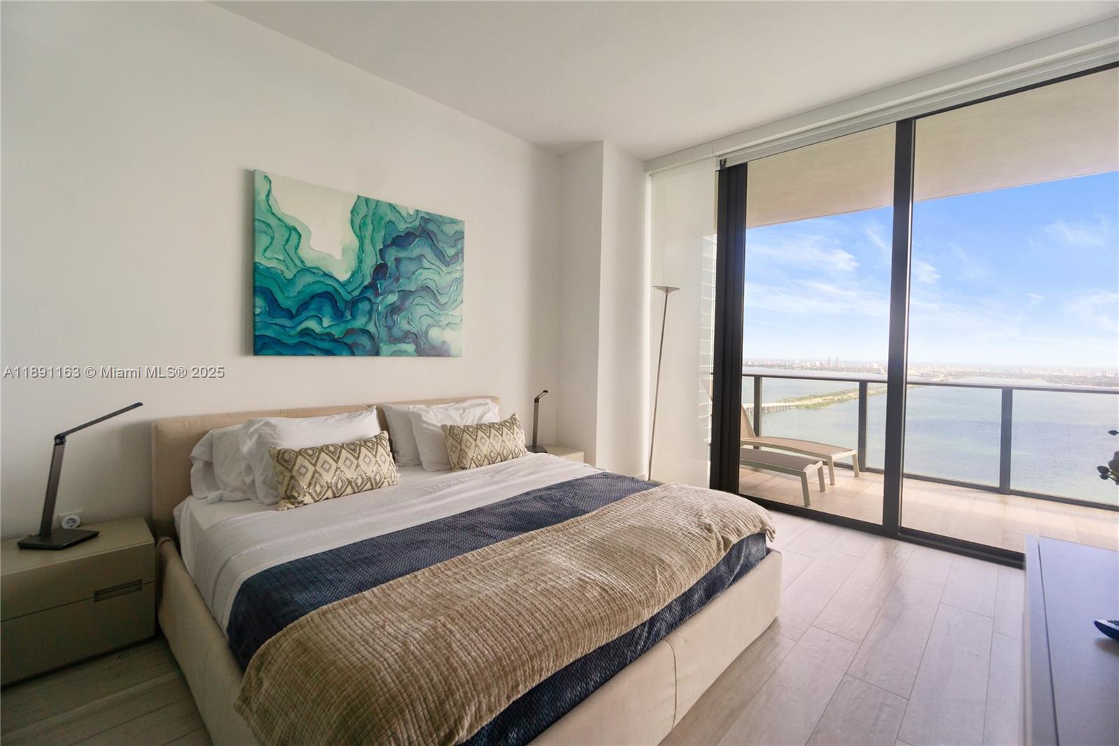 GRAN PARAISO CONDO - Residential