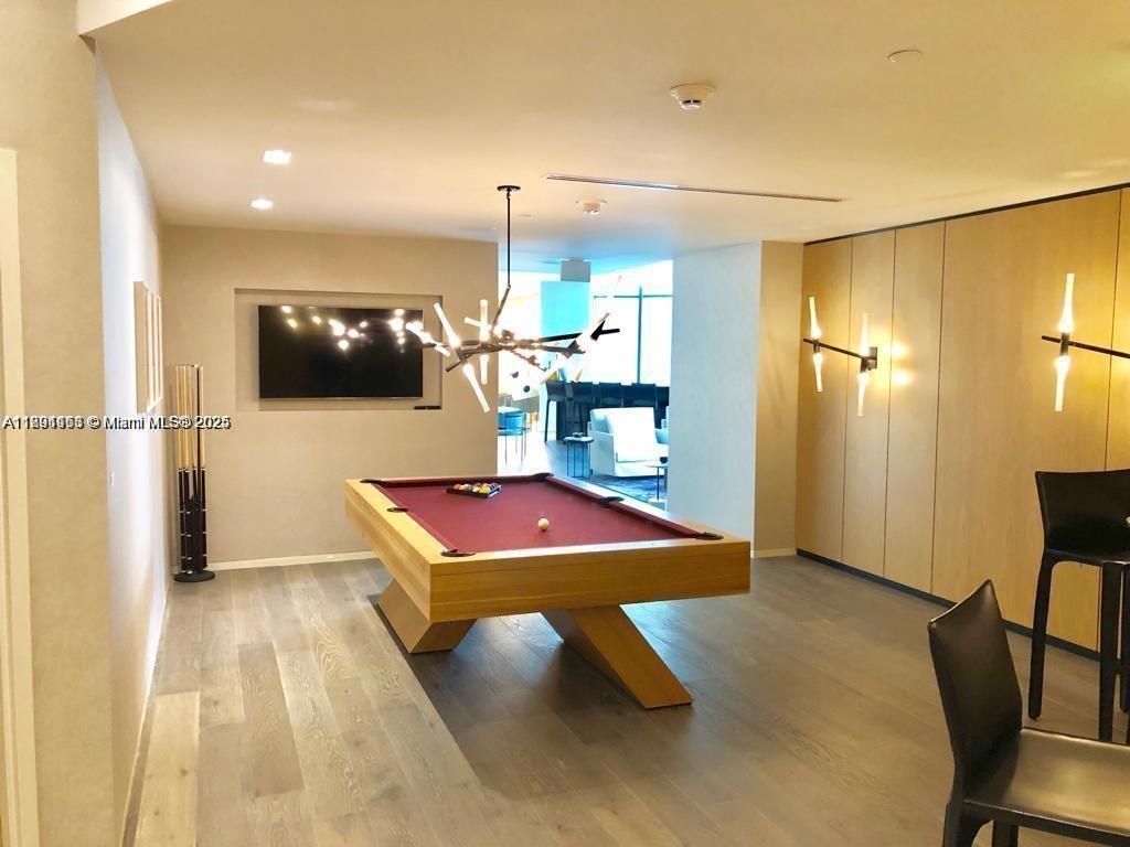 GRAN PARAISO CONDO - Residential