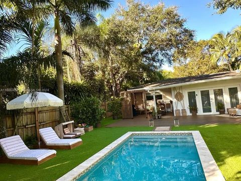 A home in Biscayne Park