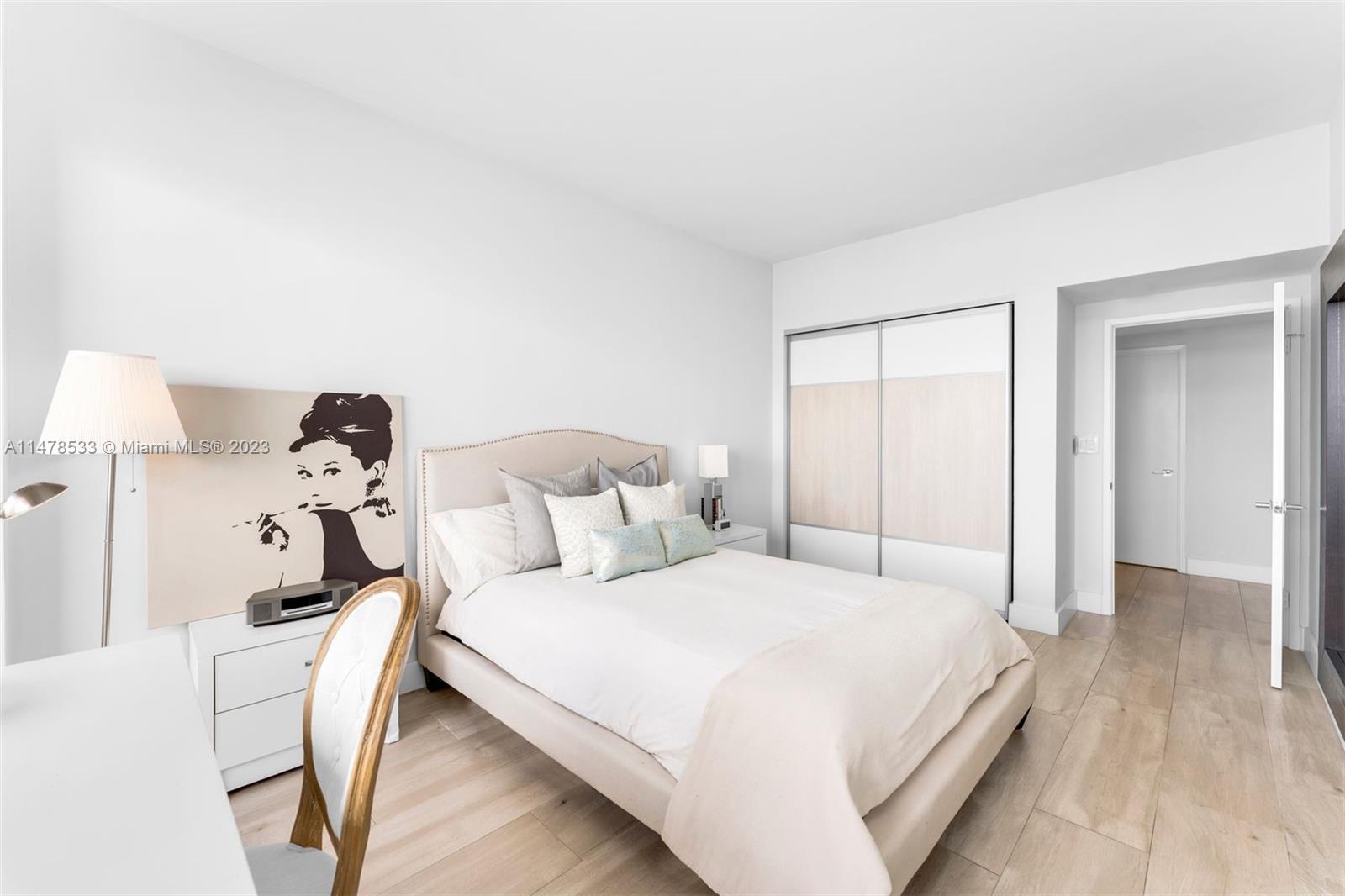 THE EMERALDBAY @ KEY COLO - Residential