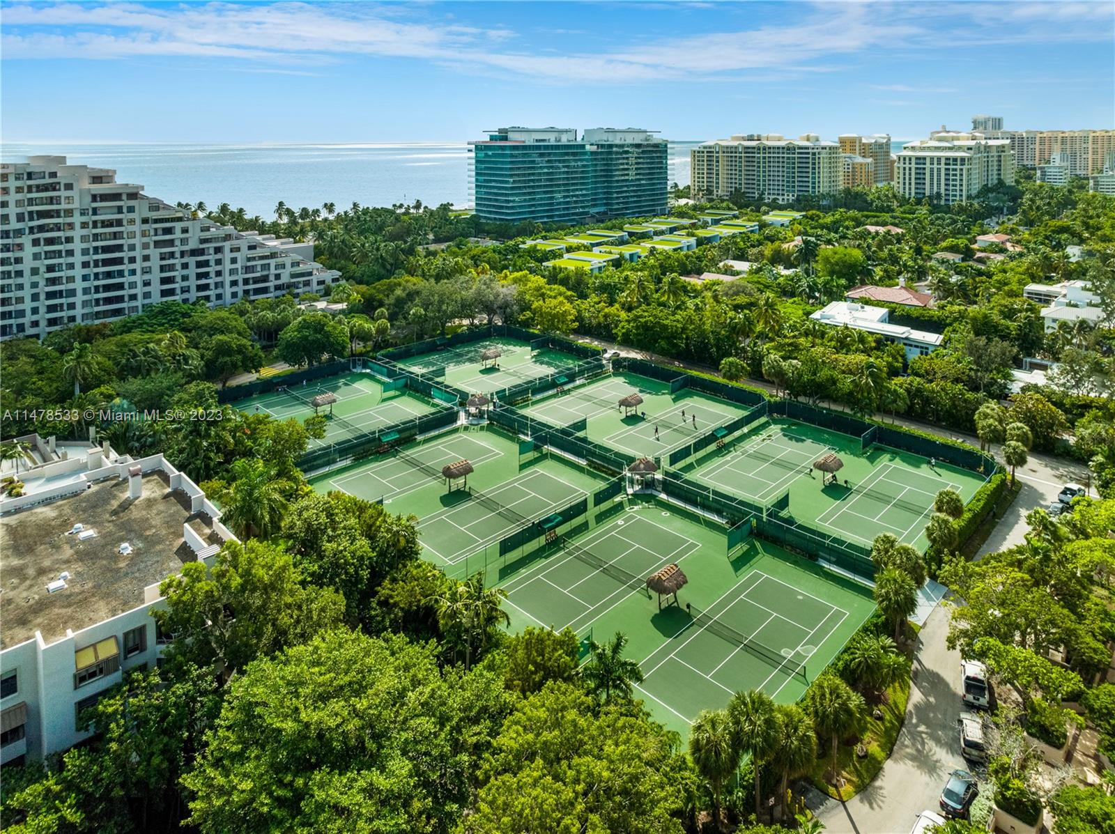 THE EMERALDBAY @ KEY COLO - Residential