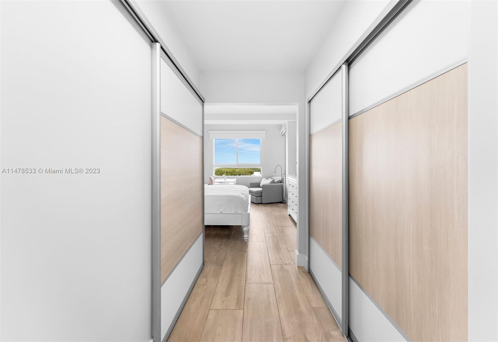 THE EMERALDBAY @ KEY COLO - Residential