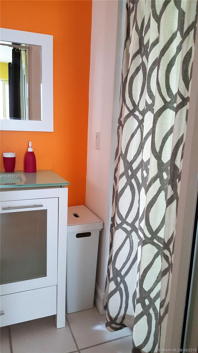 CORAL GABLES SEC B - Residential Lease