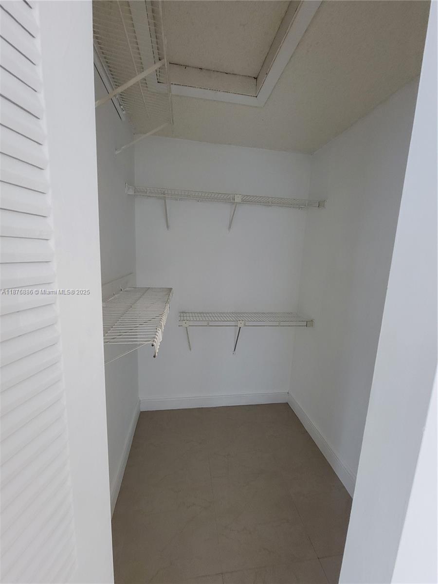 NAPOLI GARDENS AT CORAL S - Residential