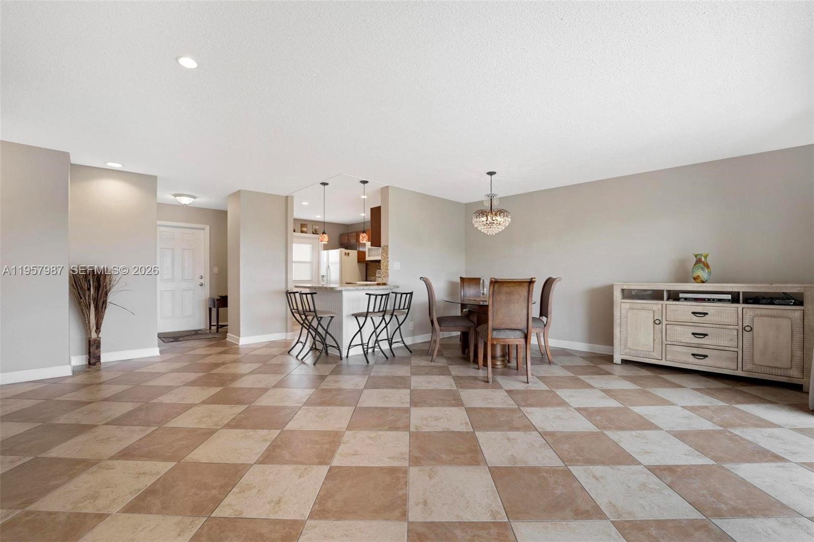 FAIRWAYS ROYALE CONDO - Residential