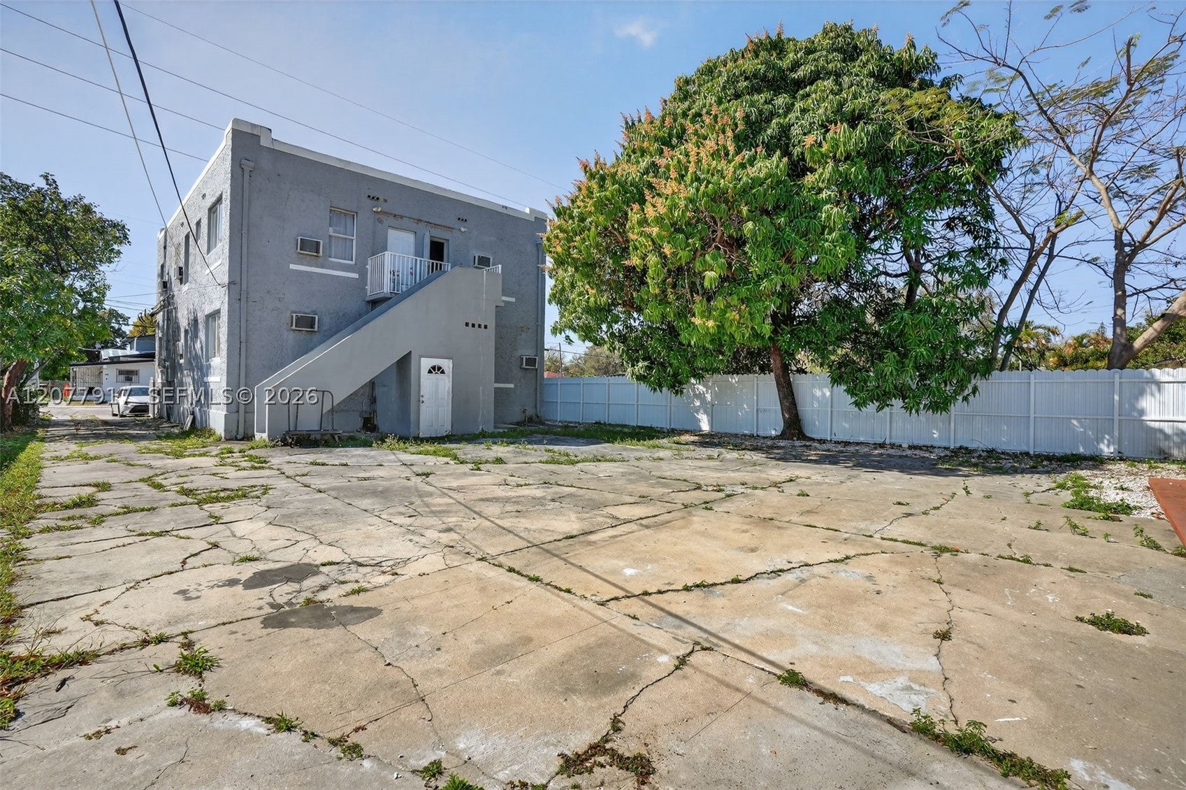 View photos, virtual tours, details...