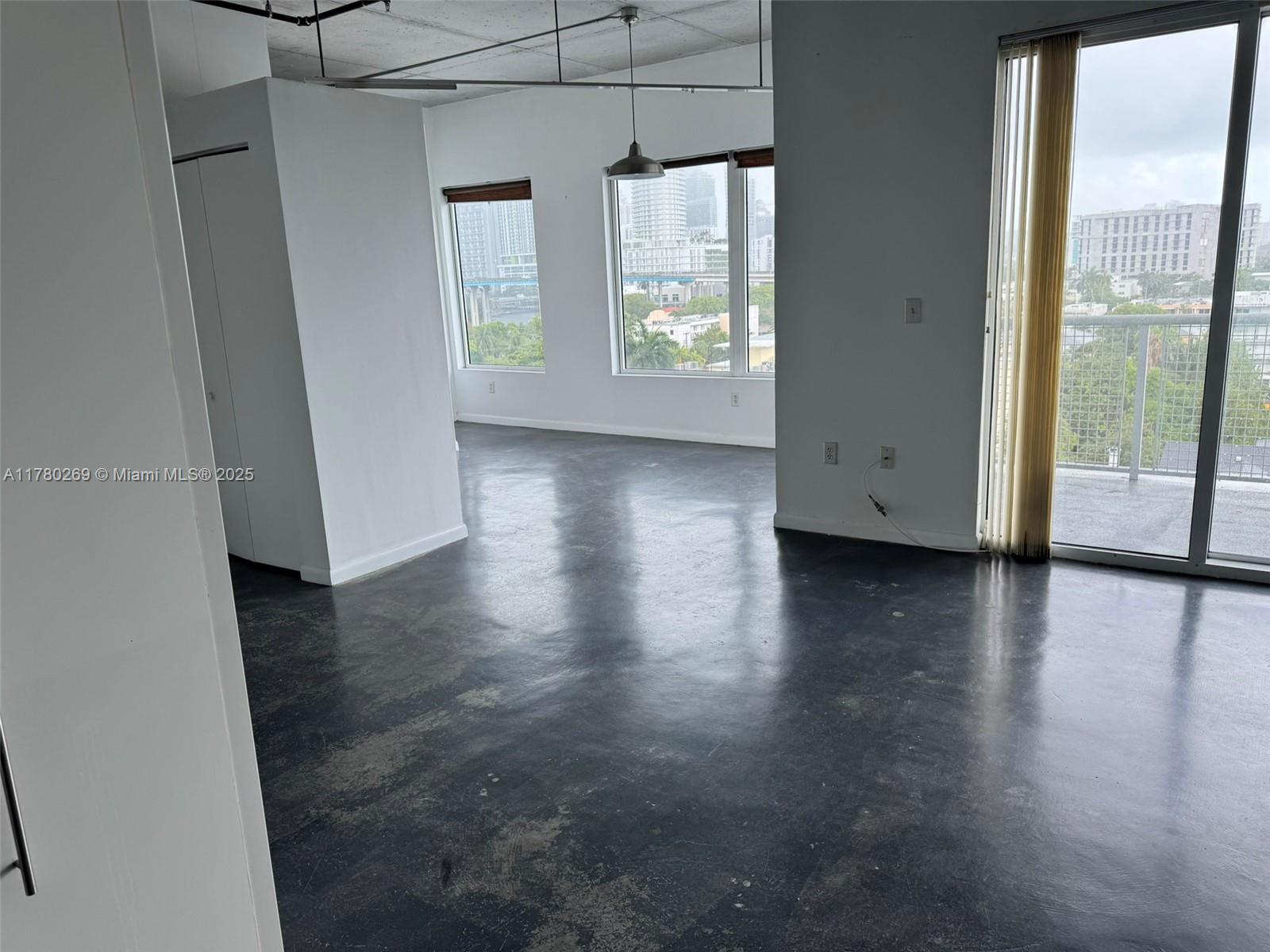 NEO CONDO NEO LOFT - Residential