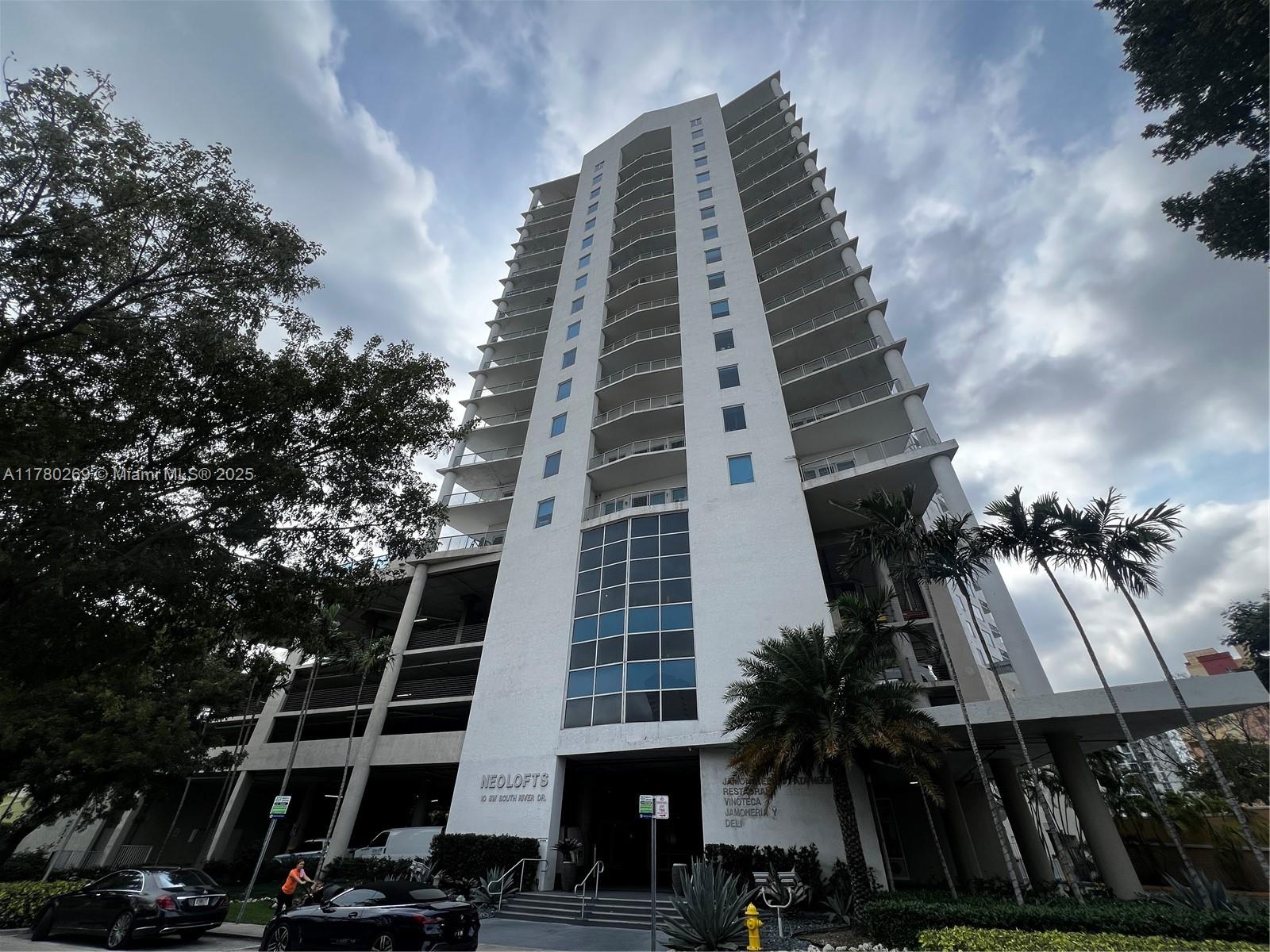 Property for Sale at 10 Sw South River Dr 812, Miami, Broward County, Florida - Bedrooms: 1 
Bathrooms: 1  - $360,000