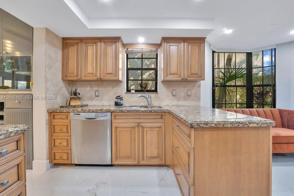 7838 La Mirada Dr