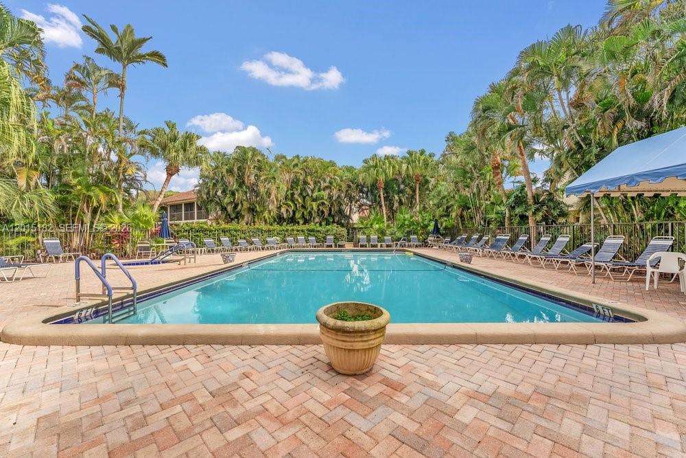 LA MIRADA AT BOCA POINTE - Residential