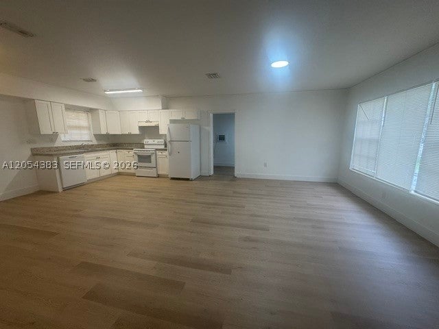 374 NE 171 Street, North Miami Beach FL 33162