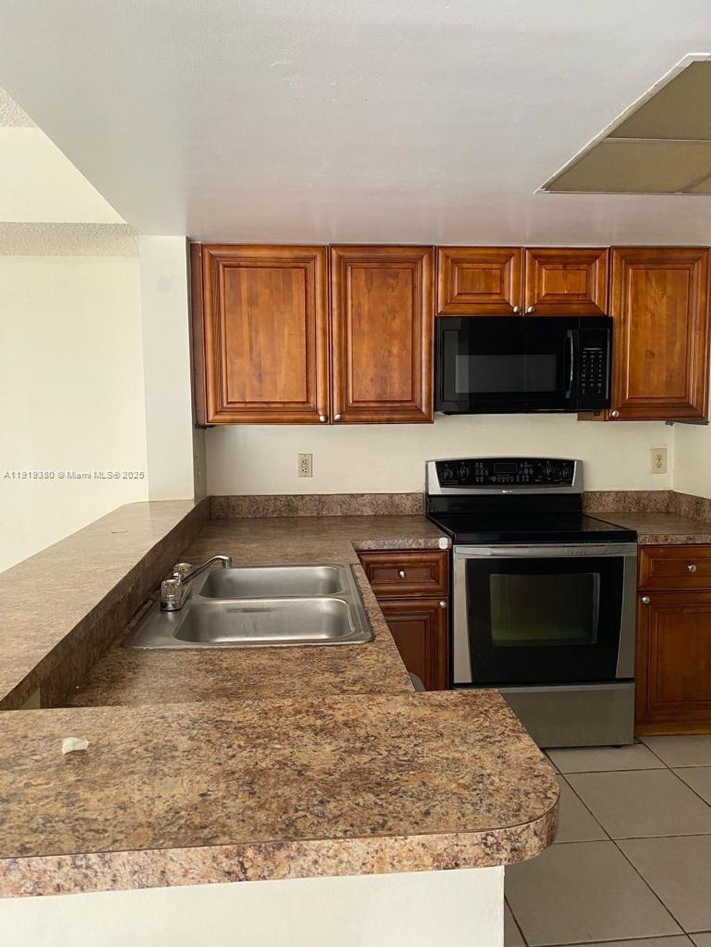 Photo of 9244 W Atlantic Blvd #1213, Coral Springs, FL 33071 (MLS # A11919380)