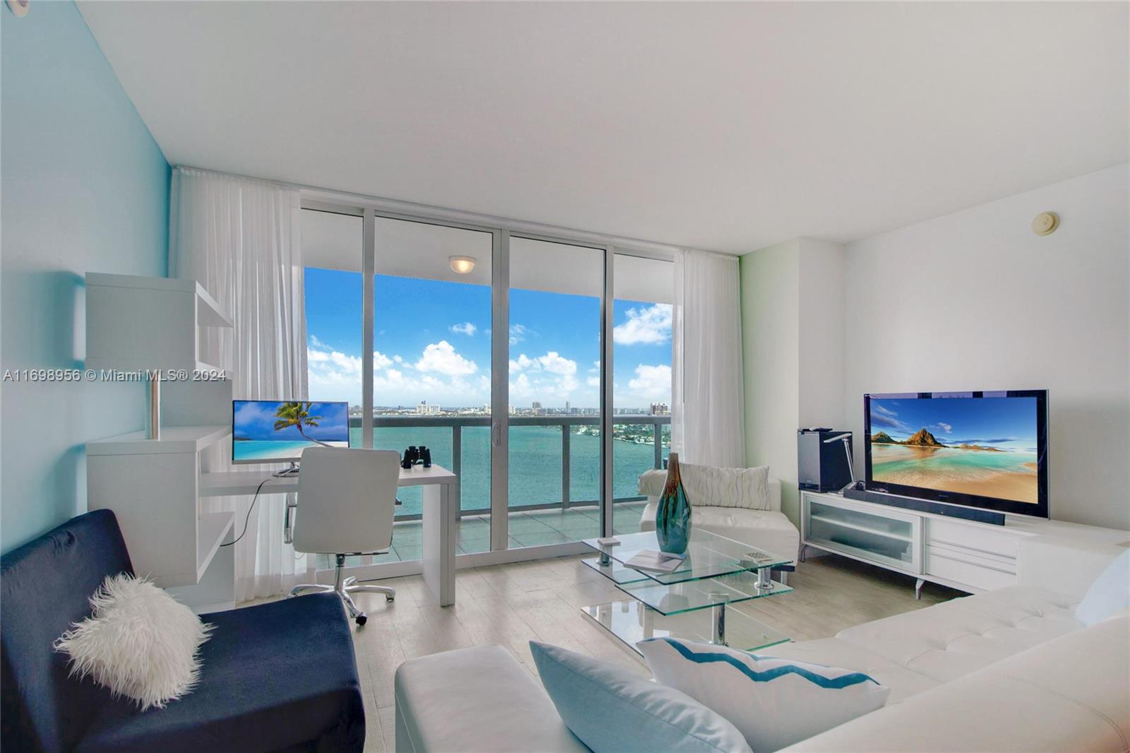 1800 CLUB CONDO - Residential