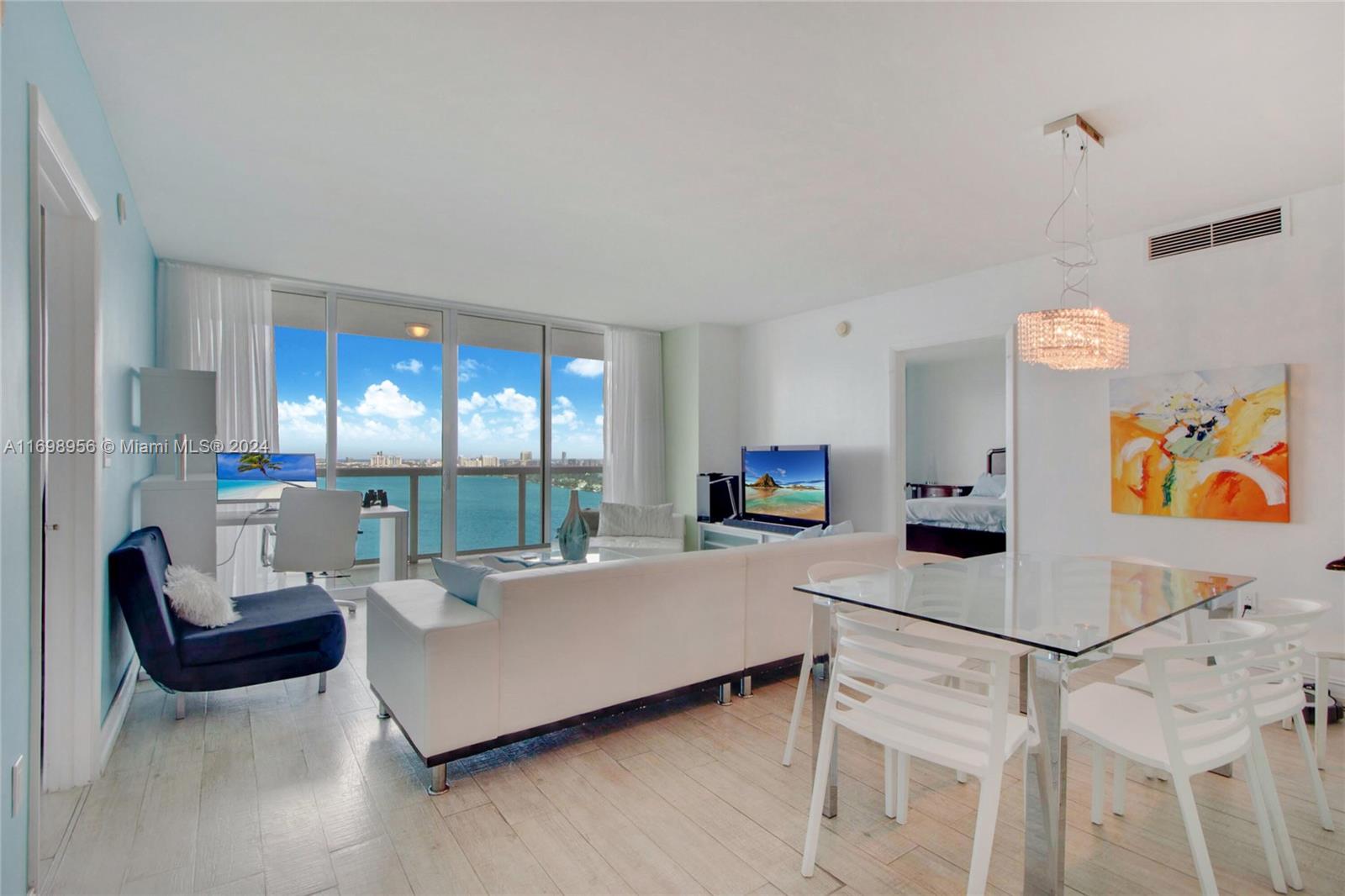 1800 CLUB CONDO - Residential