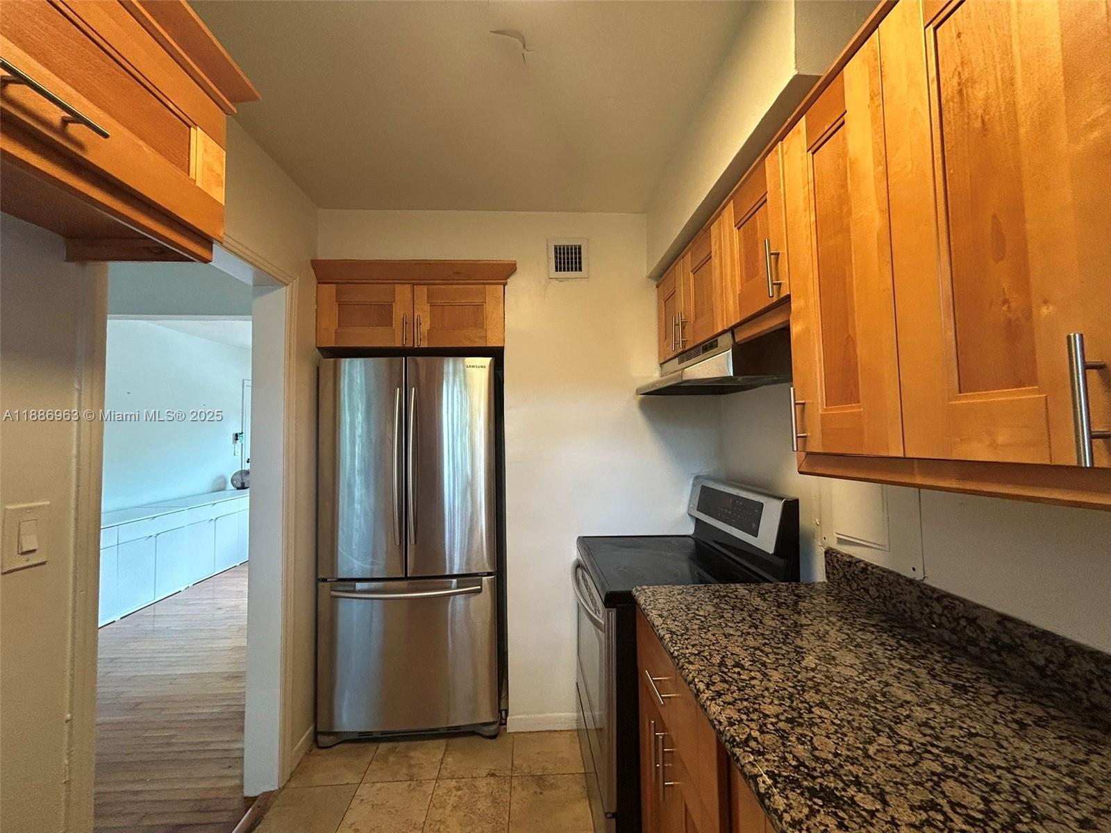 PATHWAYS CONDO - Residential Lease