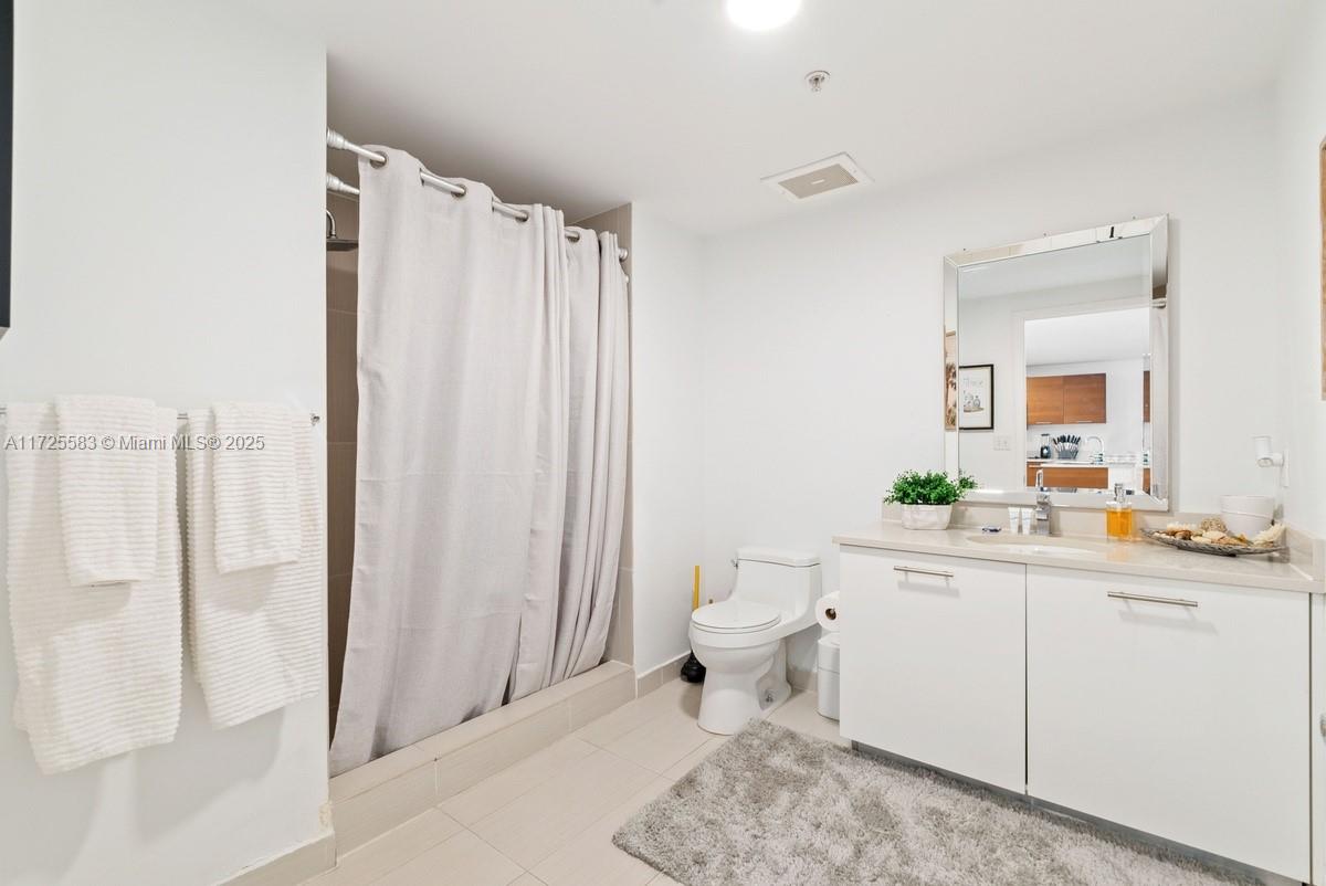 3250 NE 1st Ave 510